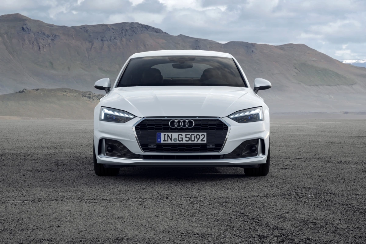 Технічні характеристики Audi A5 II (Typ F5, MLB Evo) 2016–2024 років — двигуни, трансмісії та розміри для ринку України