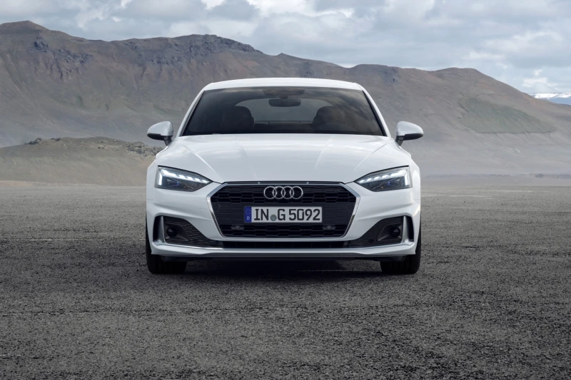 Технічні характеристики Audi A5 II (Typ F5, MLB Evo) 2016–2024 років — двигуни, трансмісії та розміри для ринку України