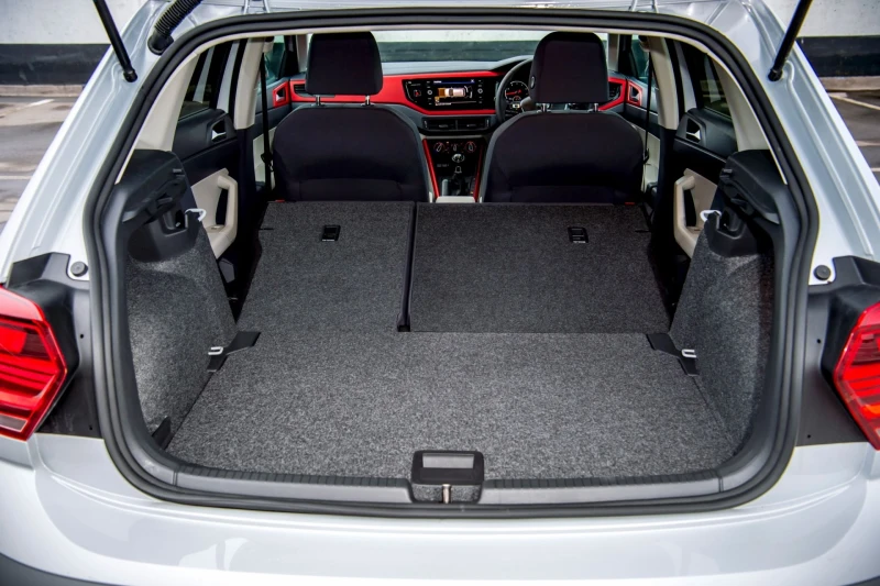 Volkswagen Polo VI (AW)