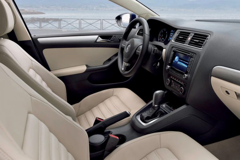 Volkswagen Jetta VI 2010–2018