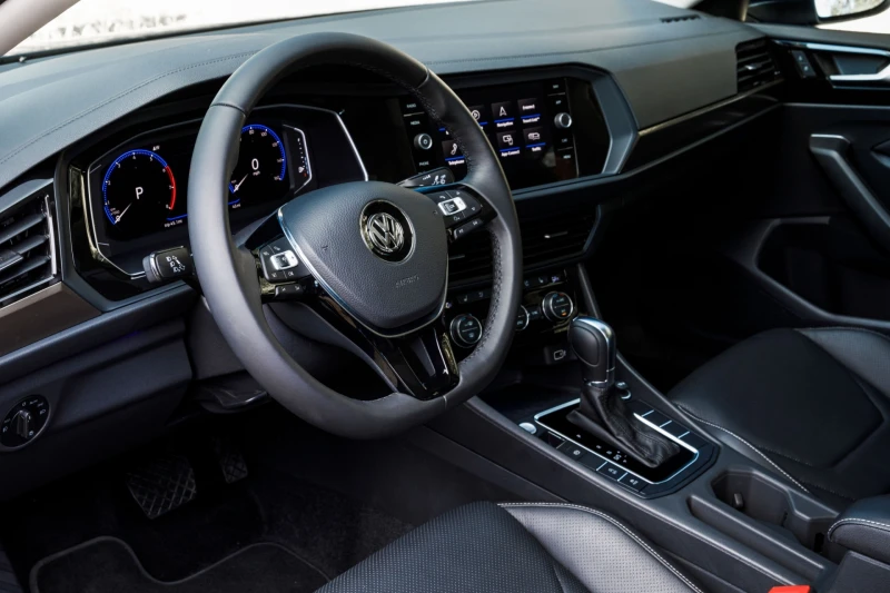 Volkswagen Jetta VII