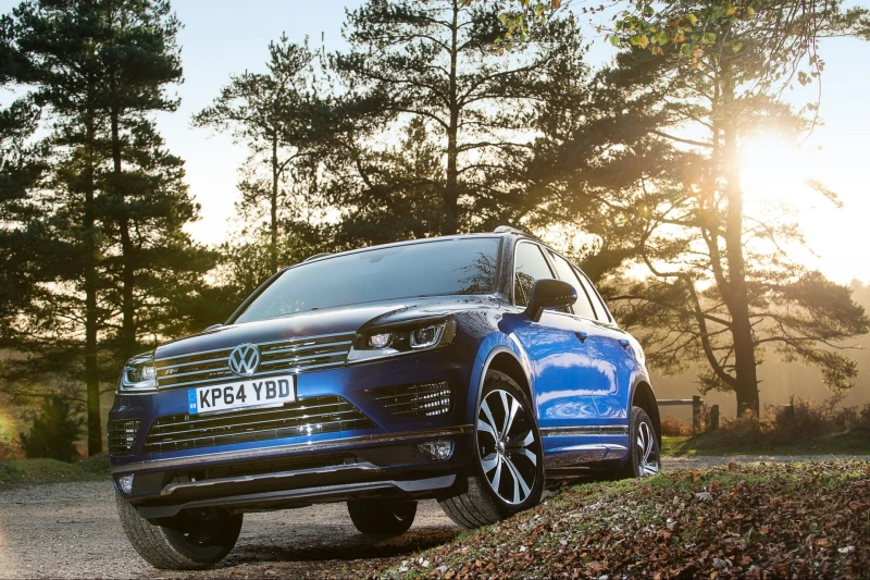 Технічні характеристики Volkswagen Touareg II (Typ 7P) 2010–2018: двигуни, трансмісії та розміри