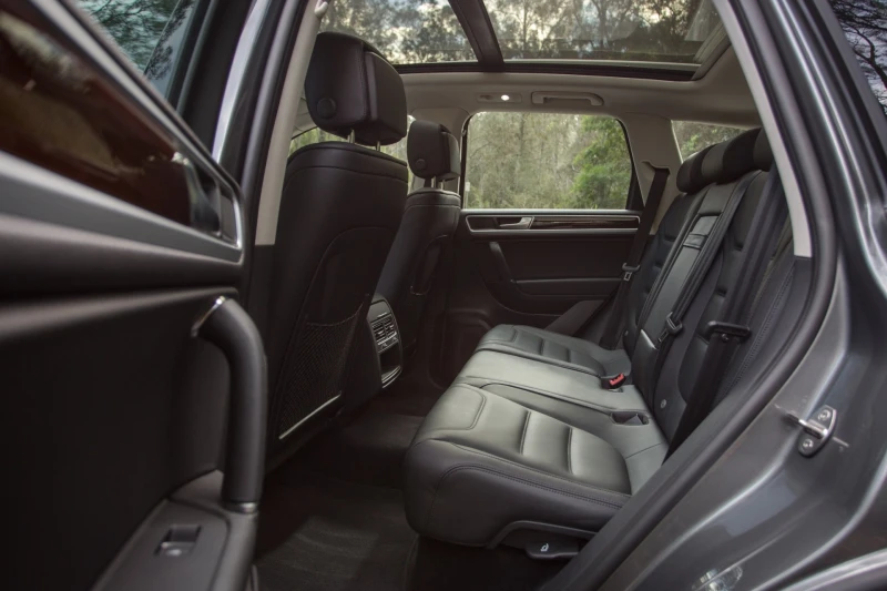 Volkswagen Touareg II 7P