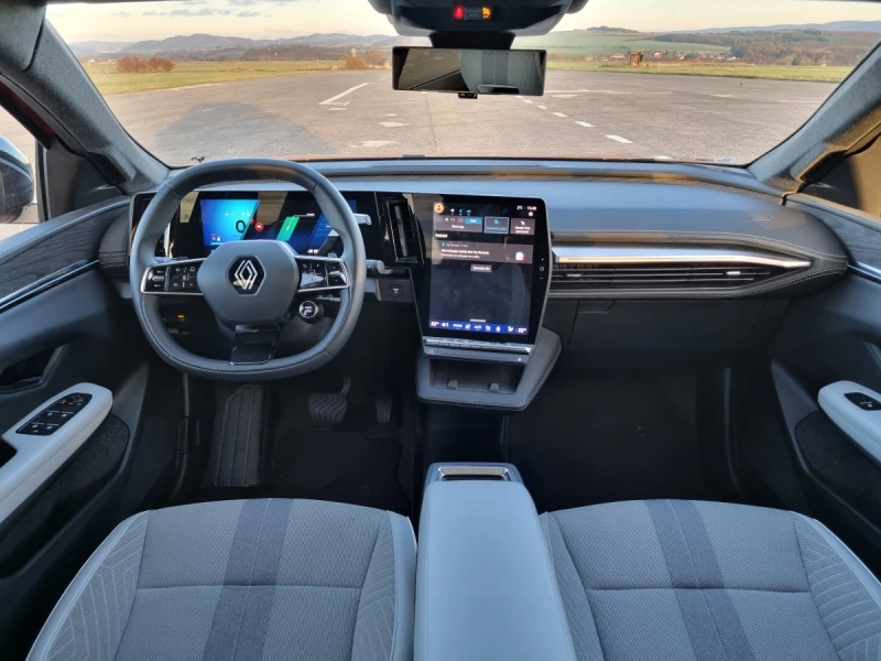 Renault Scenic E-Tech 2024