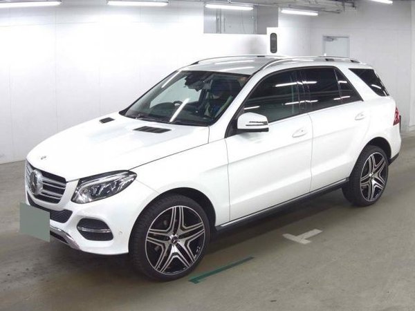 2016 Mercedes Benz GLE 350d 4Matic - Front