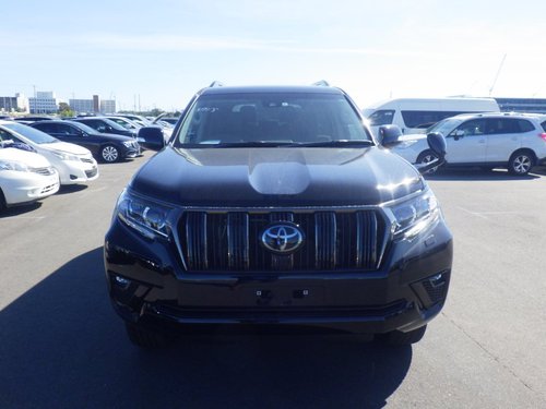 2020 Toyota Land Cruiser Prado - Front