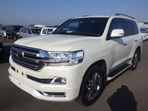 2018 Toyota Land Cruiser - OS Front