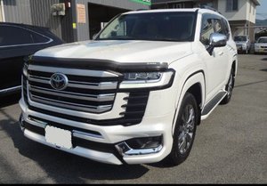 2021 Toyota Land Cruiser ZX