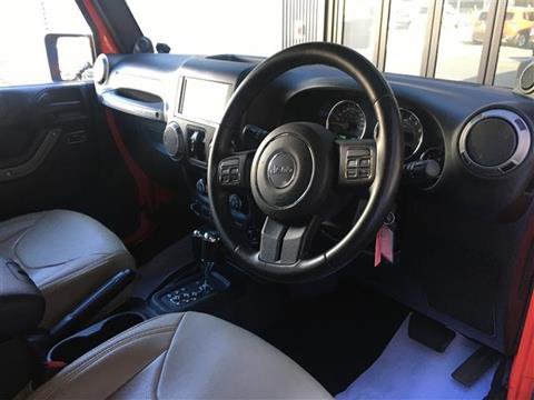 2013 Jeep Wrangler Unlimited Sport Steering