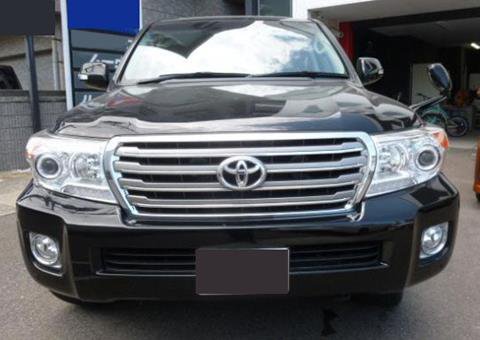 2014 Toyota Land Cruiser AX-G Grille