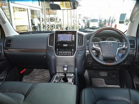 2016 Toyota Land Cruiser AX G Front Cabin