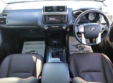 2016 Toyota Land Cruiser Prado TX-L Front Cabin