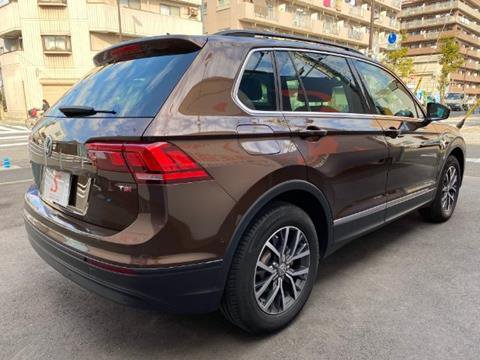 2017 VW Tiguan LHS Rear