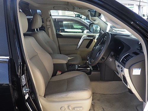 2018 Toyota Land Cruiser Prado - Front Cabin