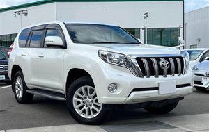 2016 Toyota Land Cruiser Prado TZ-G - NS Front