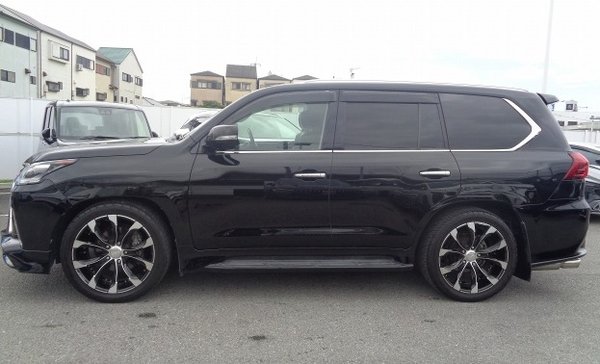 2018 Lexus LX 5.7L AWD