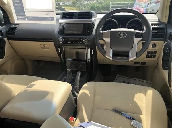 2015 Toyota Land Cruiser Prado TX - Infotainment