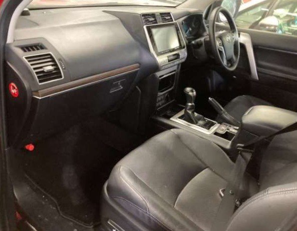 2017 Toyota Land Cruiser Prado TX L - Front Cabin