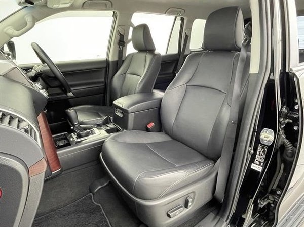 2017 Toyota Land Cruiser Prado TX-L