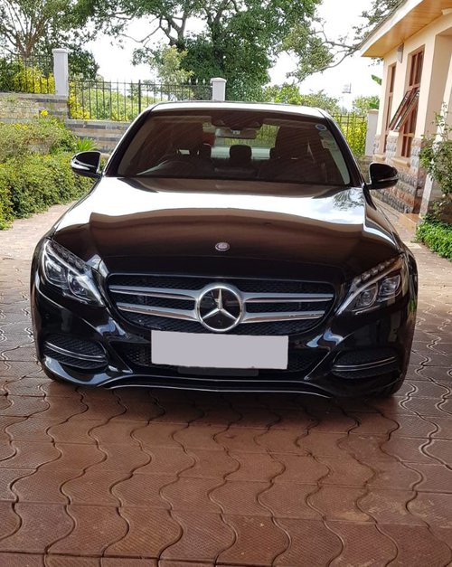2015 Mercedes Benz C200 - Grille
