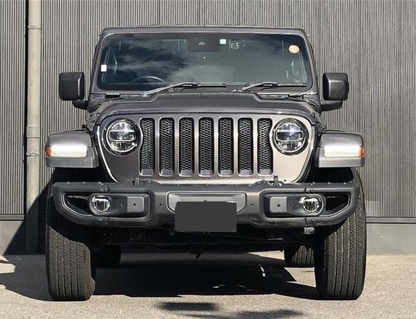 2019 Jeep Wrangler Unlimited Sahara - Grille