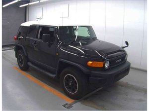 2015 Toyota FJ Cruiser - Front