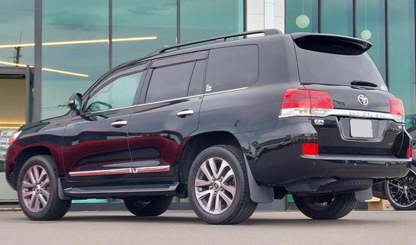 2017 Toyota Land Cruiser ZX - Rear