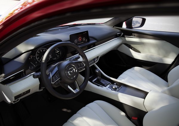 Mazda Atenza Front Cabin