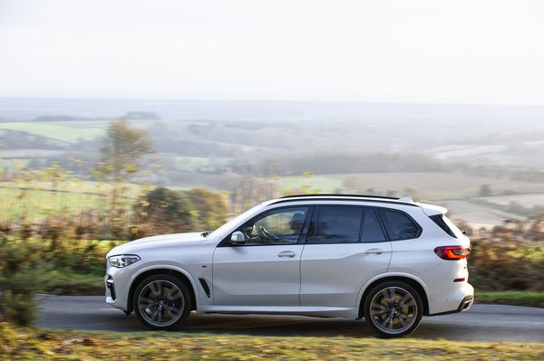 BMW X5 Side