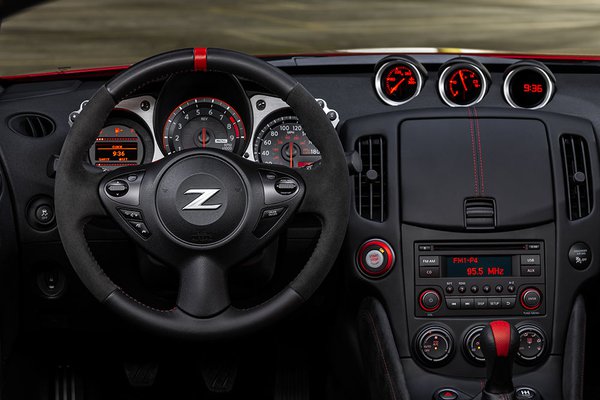 Nissa  Fairlady Z  - Cockpit