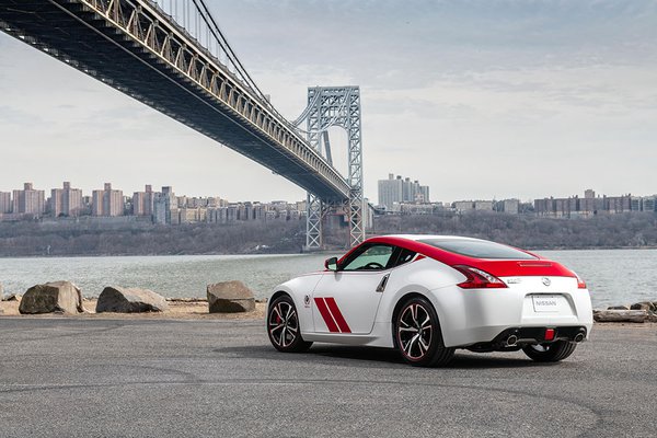 Nissa  Fairlady Z  - Rear