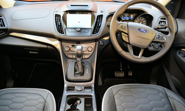Ford Kuga Front Cabin