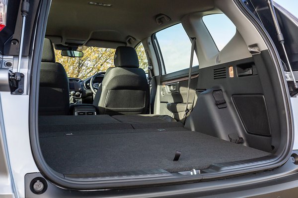 Honda CRV Hybrid - Seats