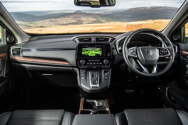 Honda CRV Hybrid - Infotainment