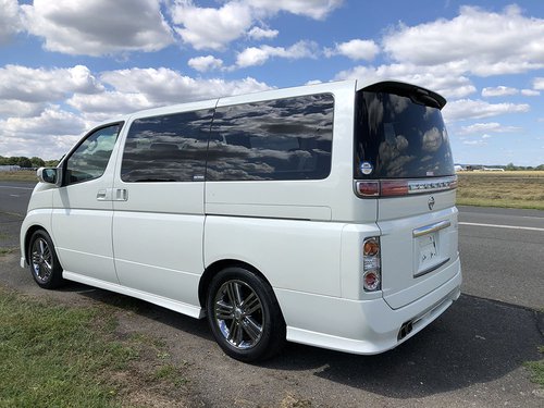 2007 Nissan Elgrand - OS Rear