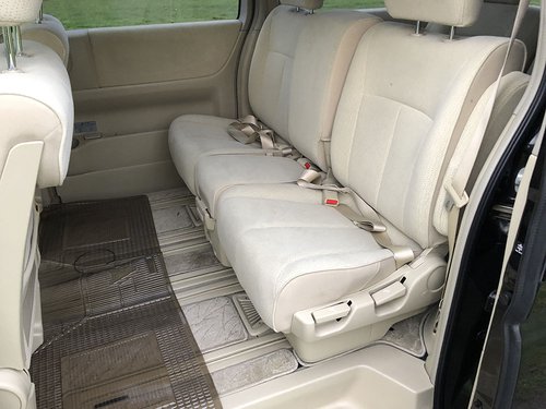 2006 Nissan Elgrand Highway Star - Rear Seats