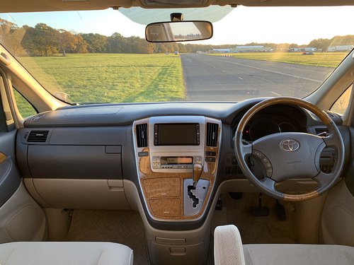 2006 Toyota Alphard - Infotainment