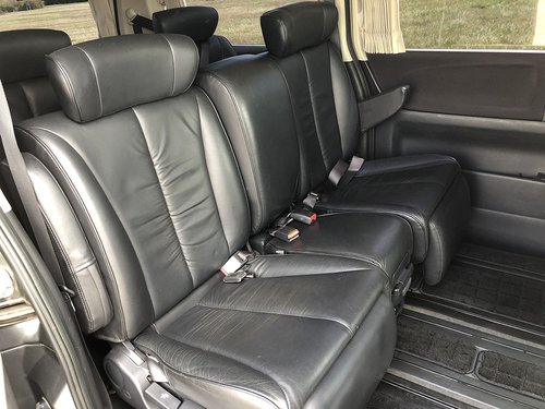 2007 Nissan Elgrand Highway Star - Seats