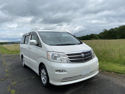 2004 Toyota Alphard - NS Front