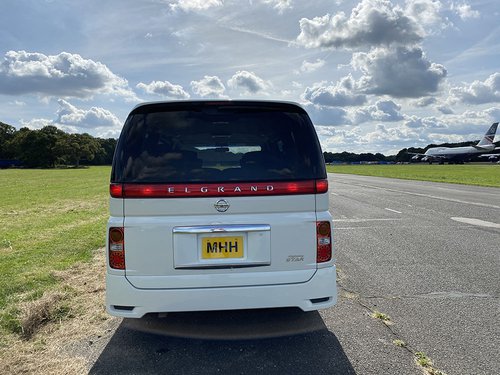 2008 Nissan Elgrand - Rear