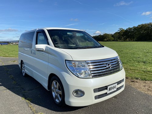 2006 Nissan Elgrand HWS - NS Front