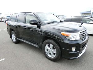 2013 Toyota Land Cruiser AX
