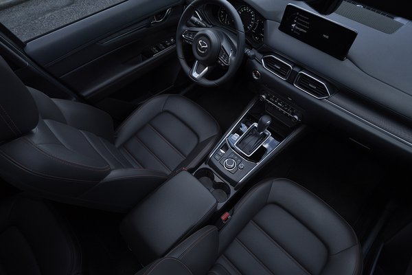 Mazda CX-5 new model - Front cabin