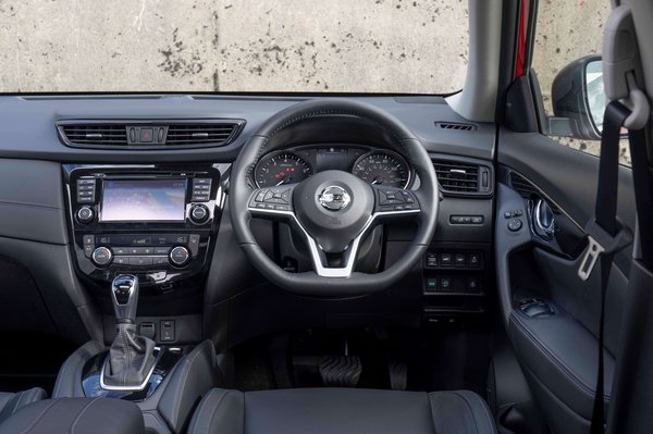 Nissan XTrail interior