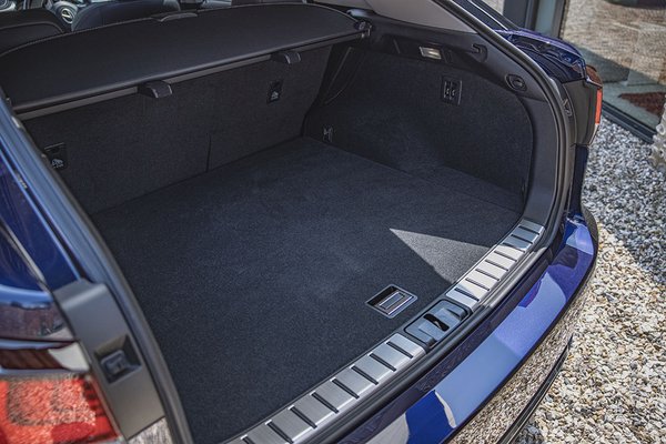 The Lexus RX450h - Boot