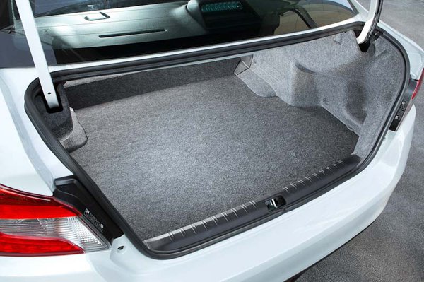 Subaru WRX STi - Boot