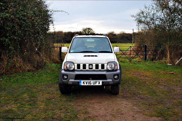 Suzuki Jimny Front