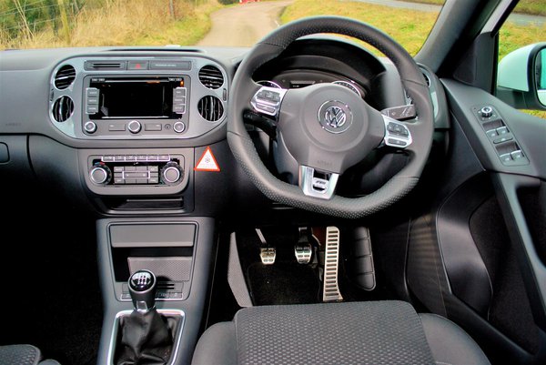 Volkswagen Tiguan Front Cabin