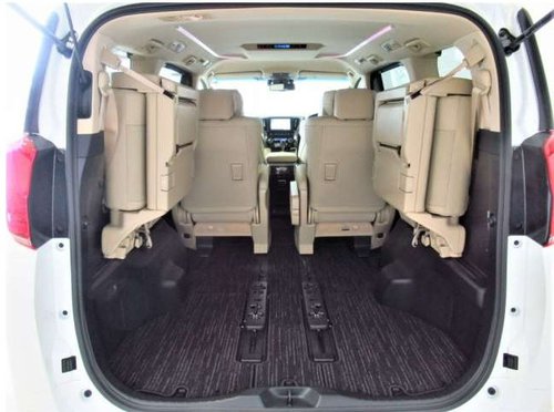 2021 Toyota Alphard - Boot