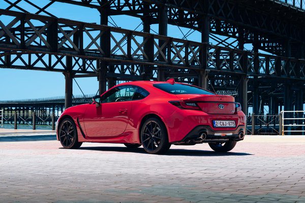 Toyota GR86 - Rear Side